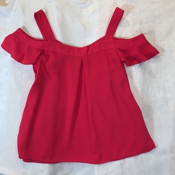 Kut from the Kloth women’s med top bright pink cold shoulder ruffle sleeve EUC - Picture 4 of 6